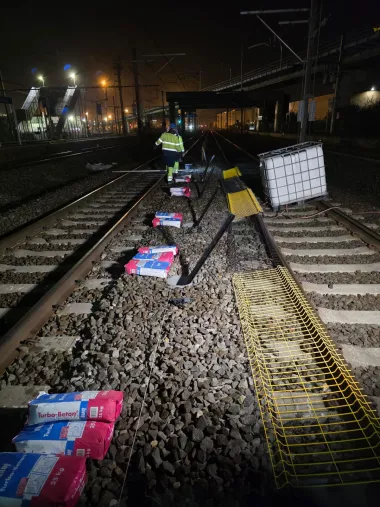 cloture_gare_forest-midi_guisse